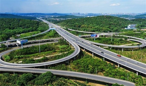 城关钢筋套筒应用于高速公路